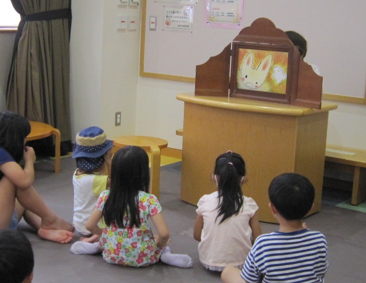 おはなし会（あすなろ）