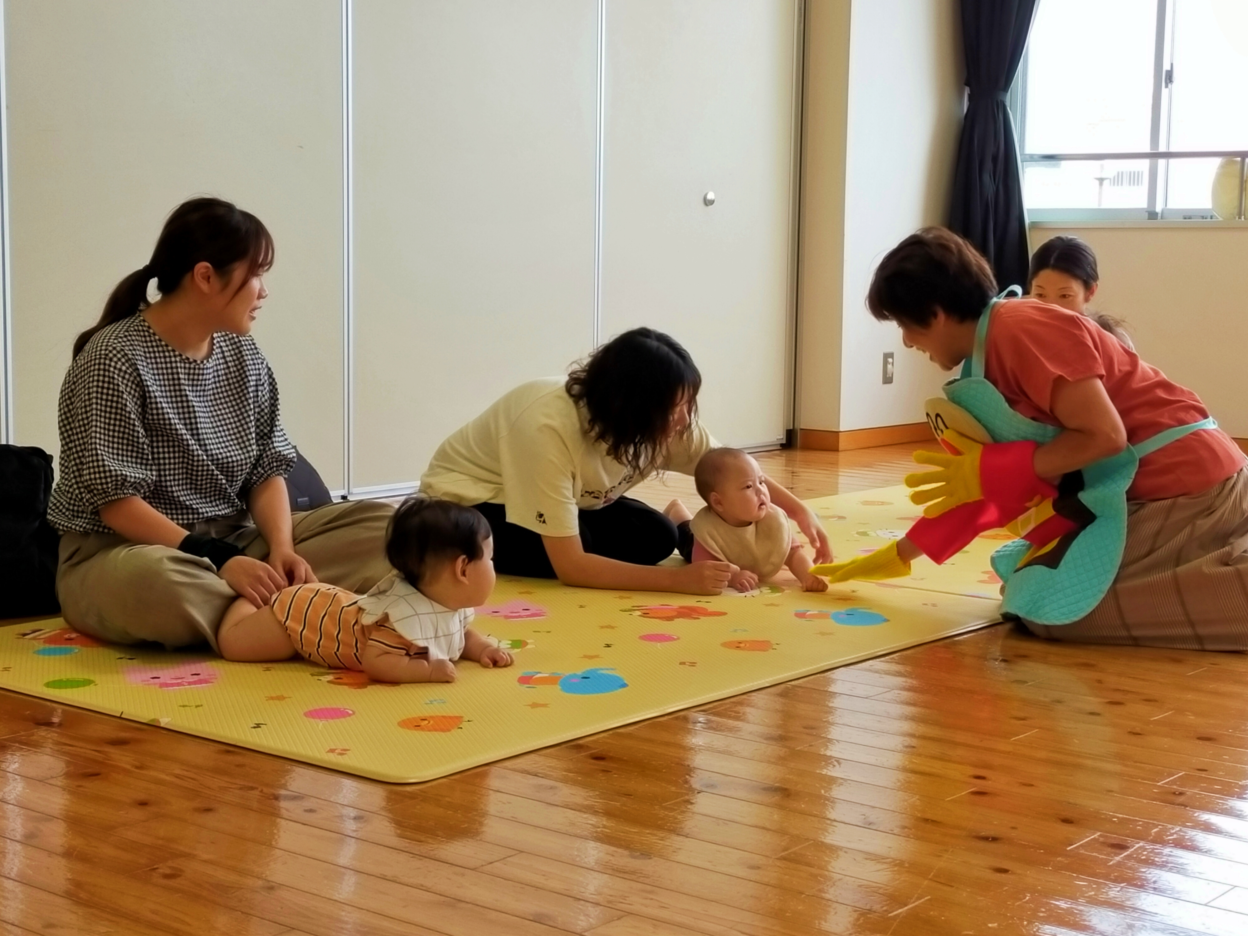 おはなしでてこい