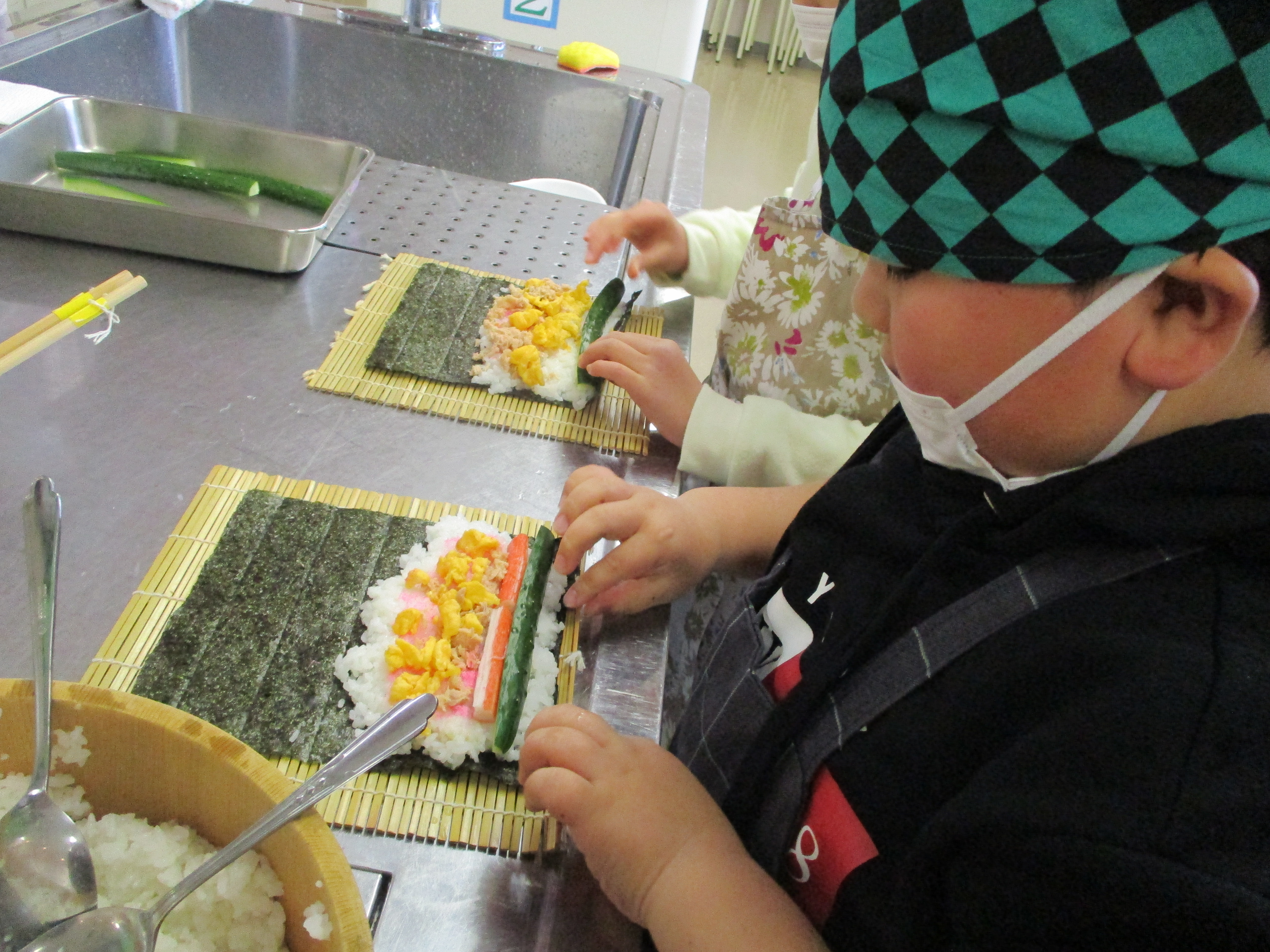 節分クッキング(恵方巻き作り)